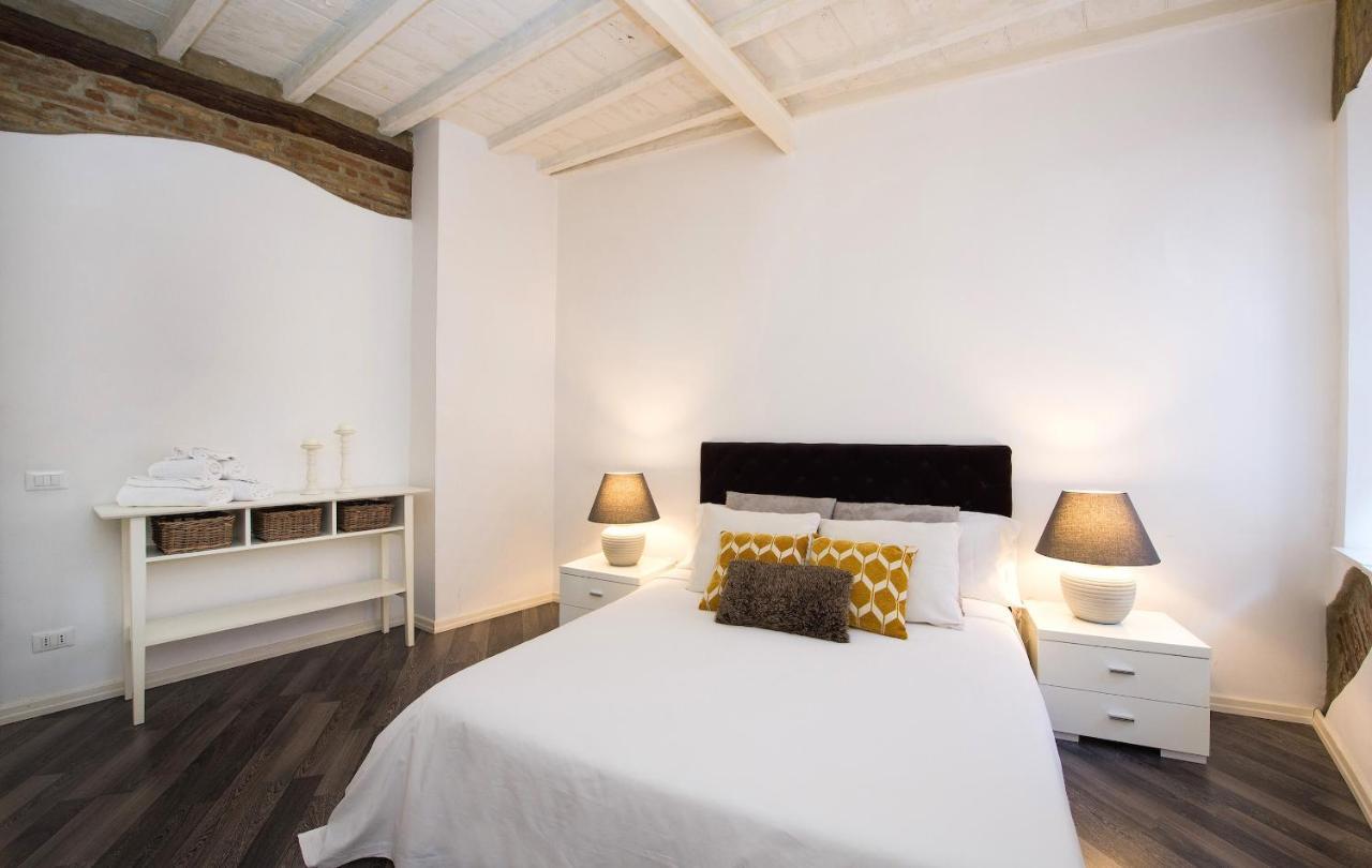 Dormiroma - Cedro 21 Apartments ภายนอก รูปภาพ
